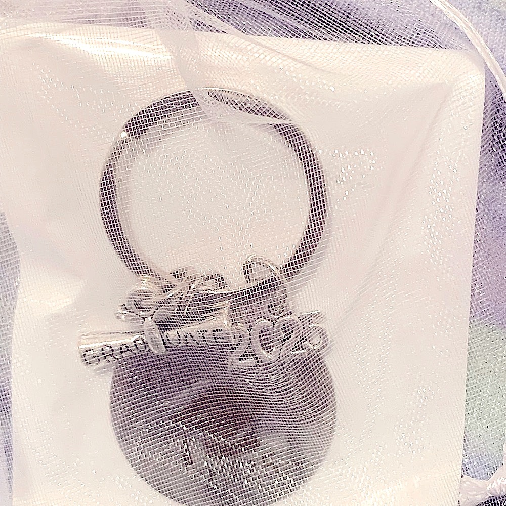 Hand Crafted Class of 2025 or 2026 Silver Graduation Keychain NEW NWT - Picture 5 of 14